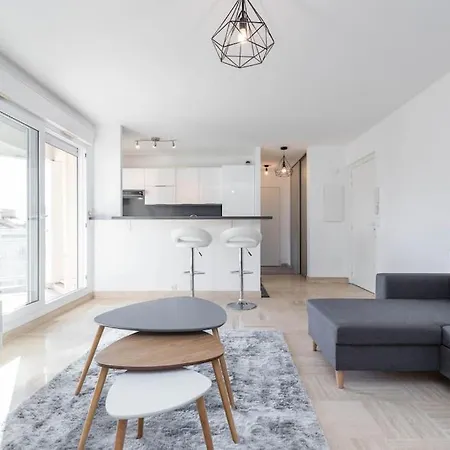 Modern On The Doorstep Of Monaco Beausoleil